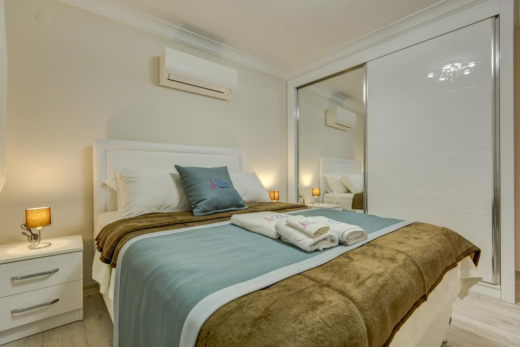 Paris Residence Cesme Exterior photo