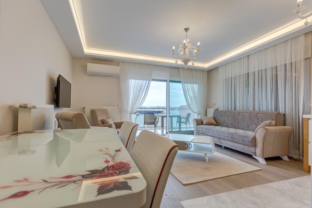 Paris Residence Cesme Exterior photo